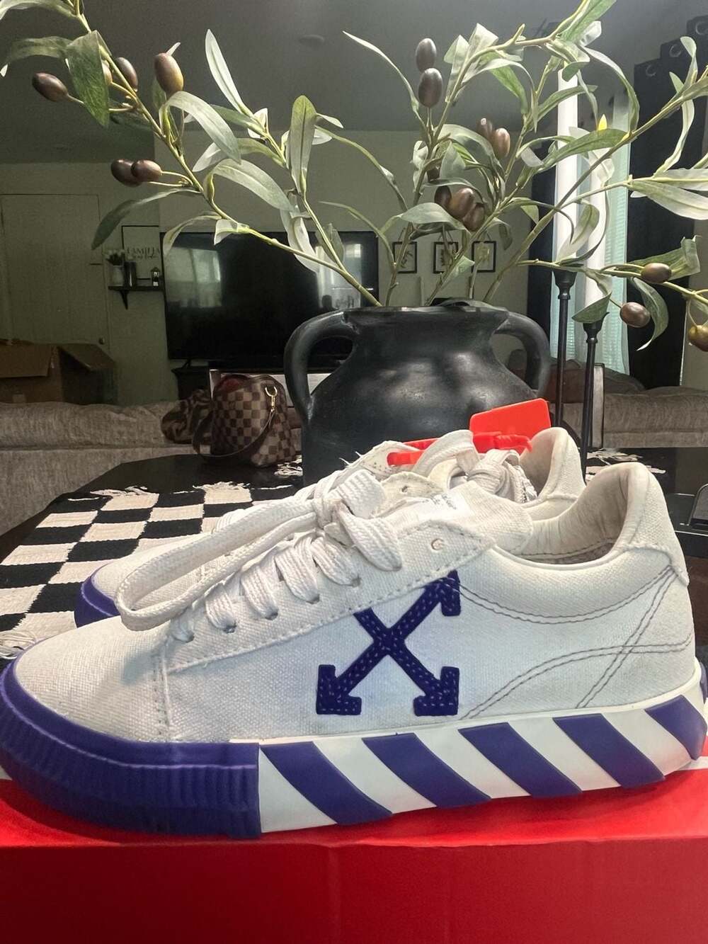 Off-White c/o Virgil Abloh Low Vulcanized Sneakers White/Purple